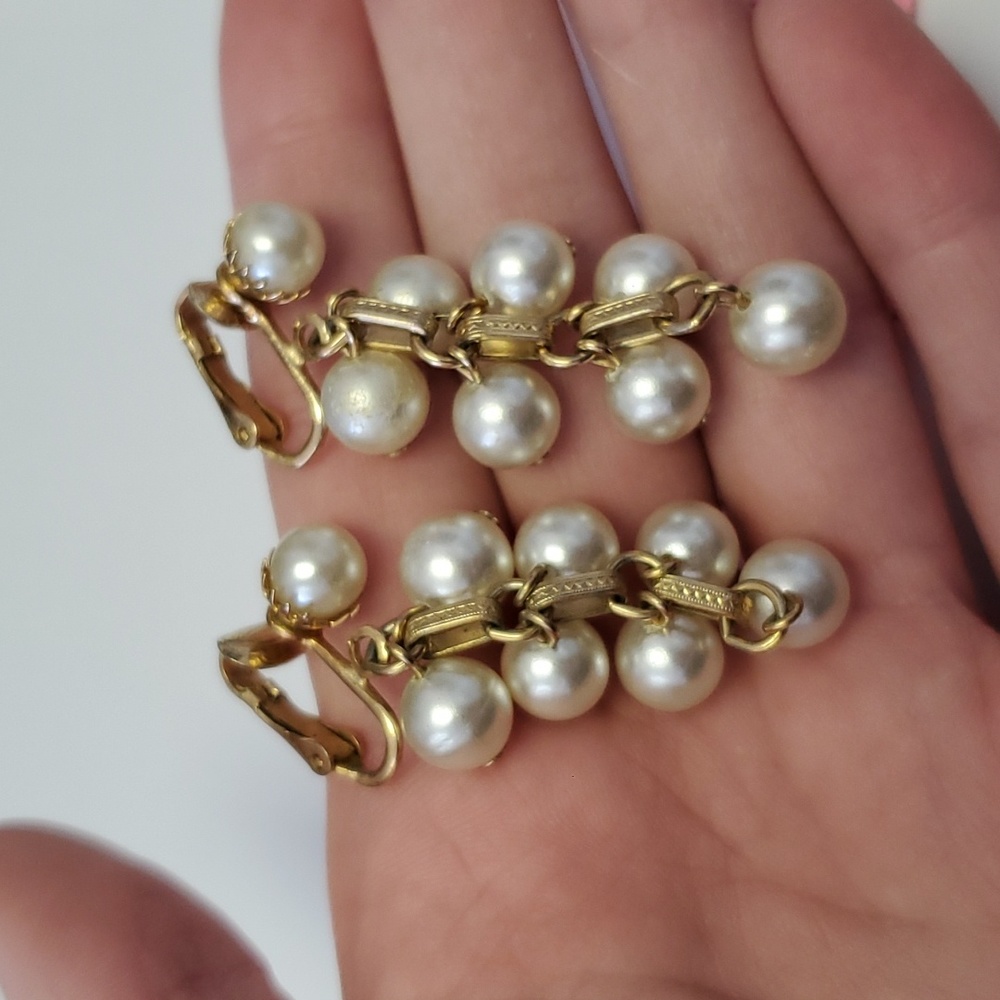 Vintage clip on costume earrings by Sarah Coventry - Picture 2 of 5